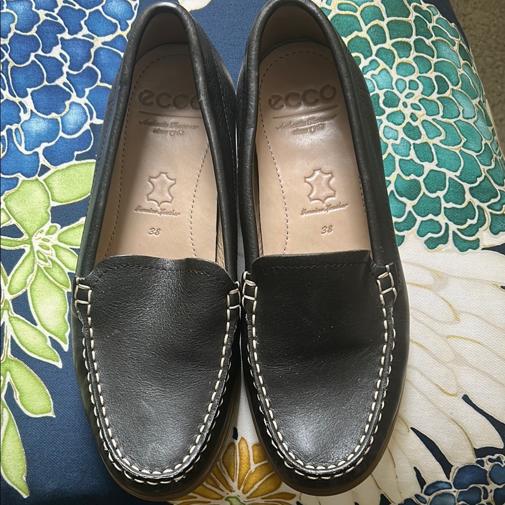 ECCO Women's Black Loafers Size 38